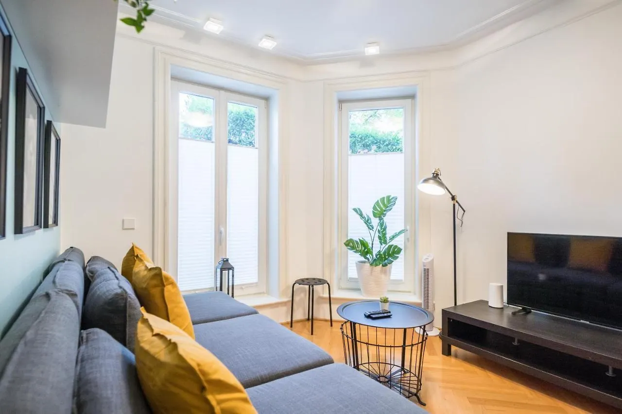 Stylish & Cosy Apartment Next To The U-Bahn Hamburg