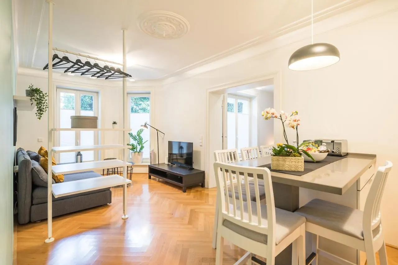 Stylish & Cosy Apartment Next To The U-Bahn Hamburg Deutschland