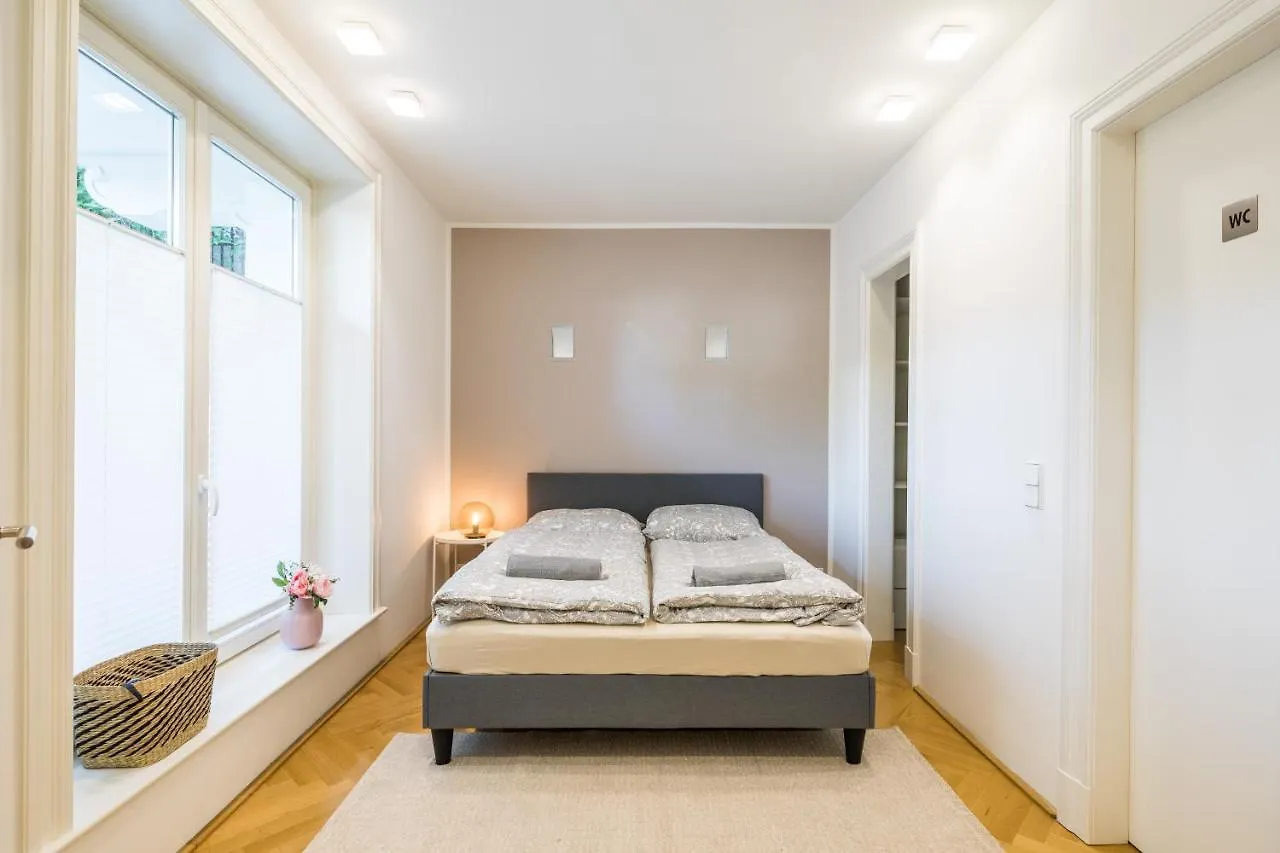 Stylish & Cosy Apartment Next To The U-Bahn Hamburg 0*,